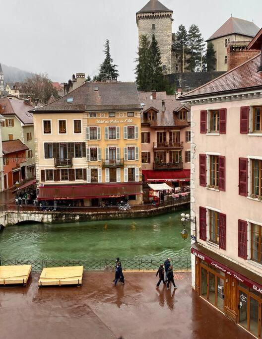 Ferienwohnung Le Roseau - En Plein Coeur Historique Annecy Exterior foto